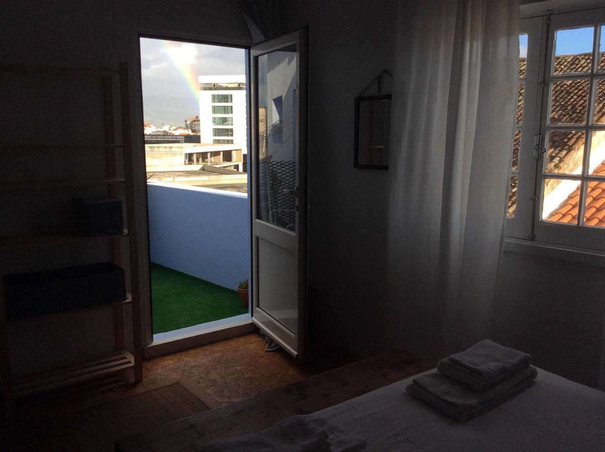 Marina Lounge Hostel Ponta Delgada  Bagian luar foto